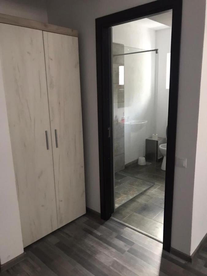Pensiunea Lui Calin Ocnele Mari Exterior foto